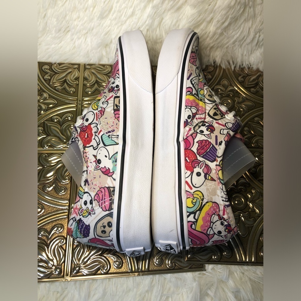 Vans Unicorn Print Kids Sneakers size 2 - Picture 13 of 16